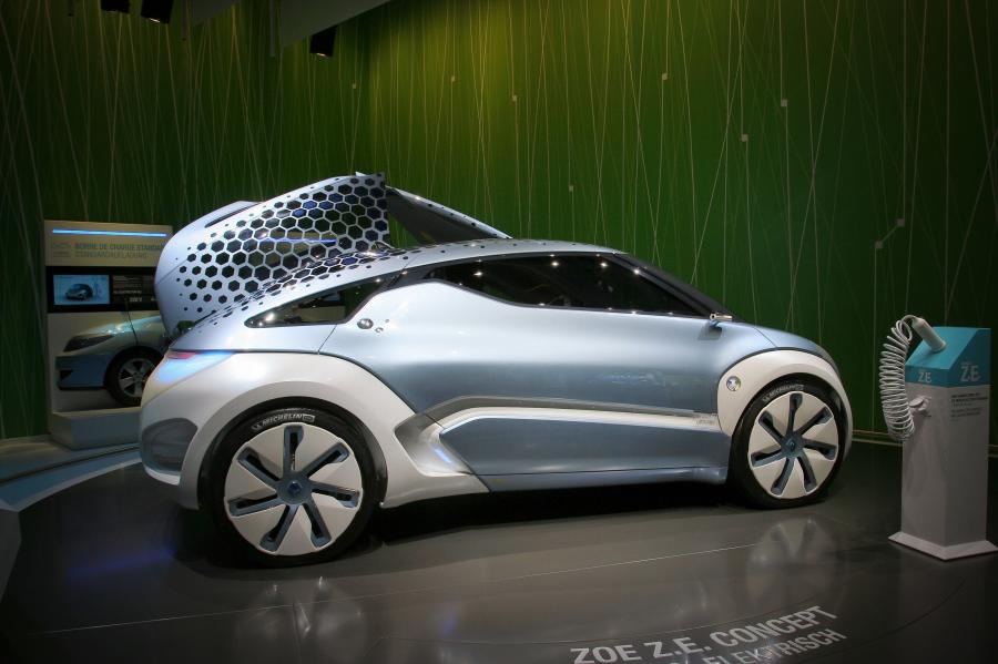  Renault ZOE Z.E. Concept 2009 года  (фото 12 из 95)